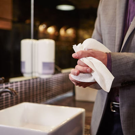 Clientul multumit de servetelele tork albe 100278