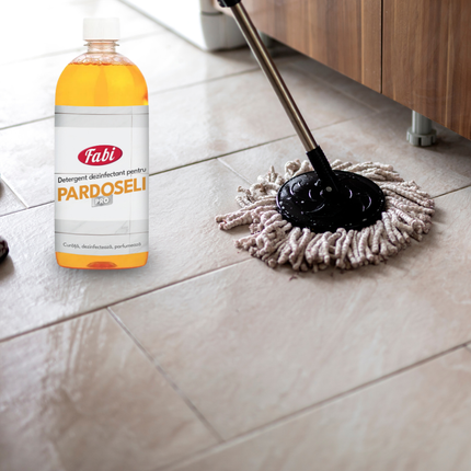 Eticheta detergent dezinfectant Fabi Pro portocaliu 1 L pentru pardoseli